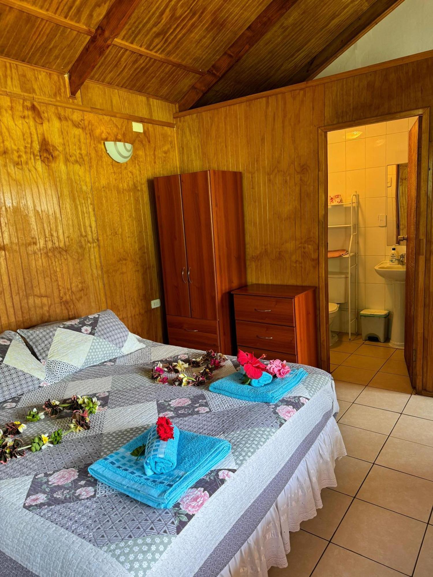 Cabanas Tangaroa Y Hamea Hanga Roa Exterior foto
